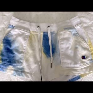 medium champion swearshorts